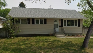 2916 Blakiston Dr NW